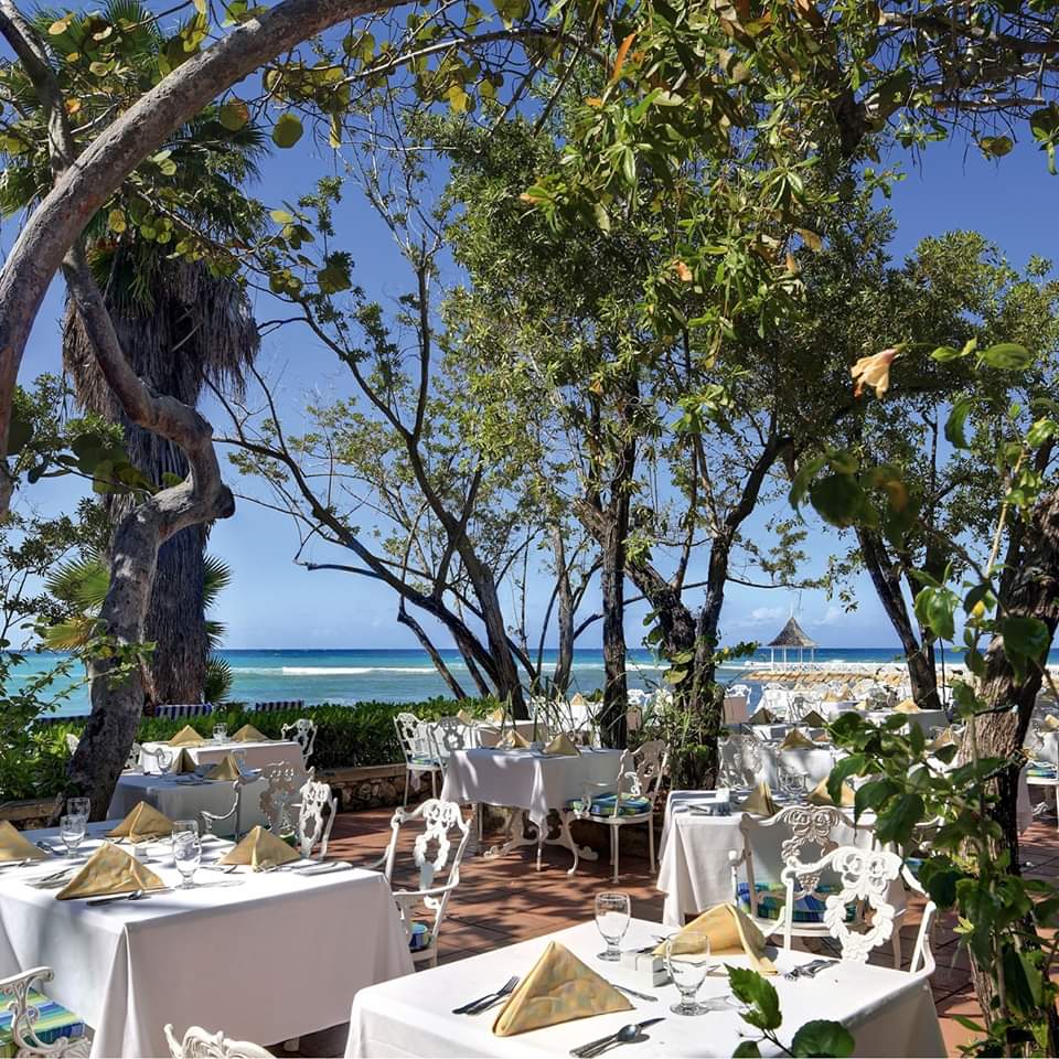 Dads are in for a special treat this Fathers Day. Take him to the Seagrape Terrace at Half Moon resort, and enjoy a special buffet lunch from 12 noon to 3 pm. Rum and juice bar is also included.  Cost: US$35 per person, taxes, and service charge not included.