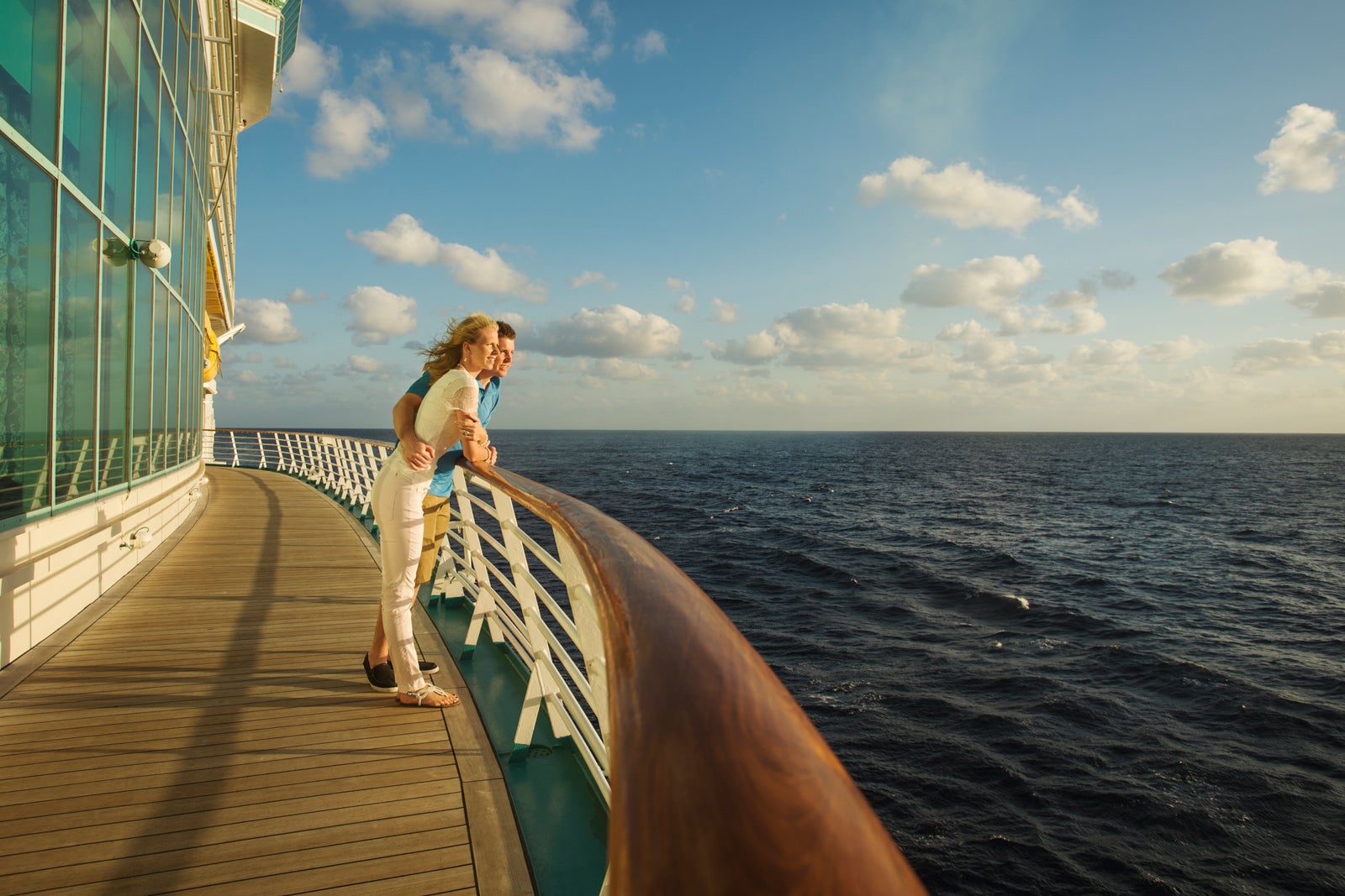 Is it better to book a cruise through a travel agent? We say yes - The Points Guy